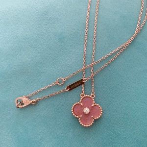 VCA Van Cleef 2021 limited edition pendant Alhambra necklace